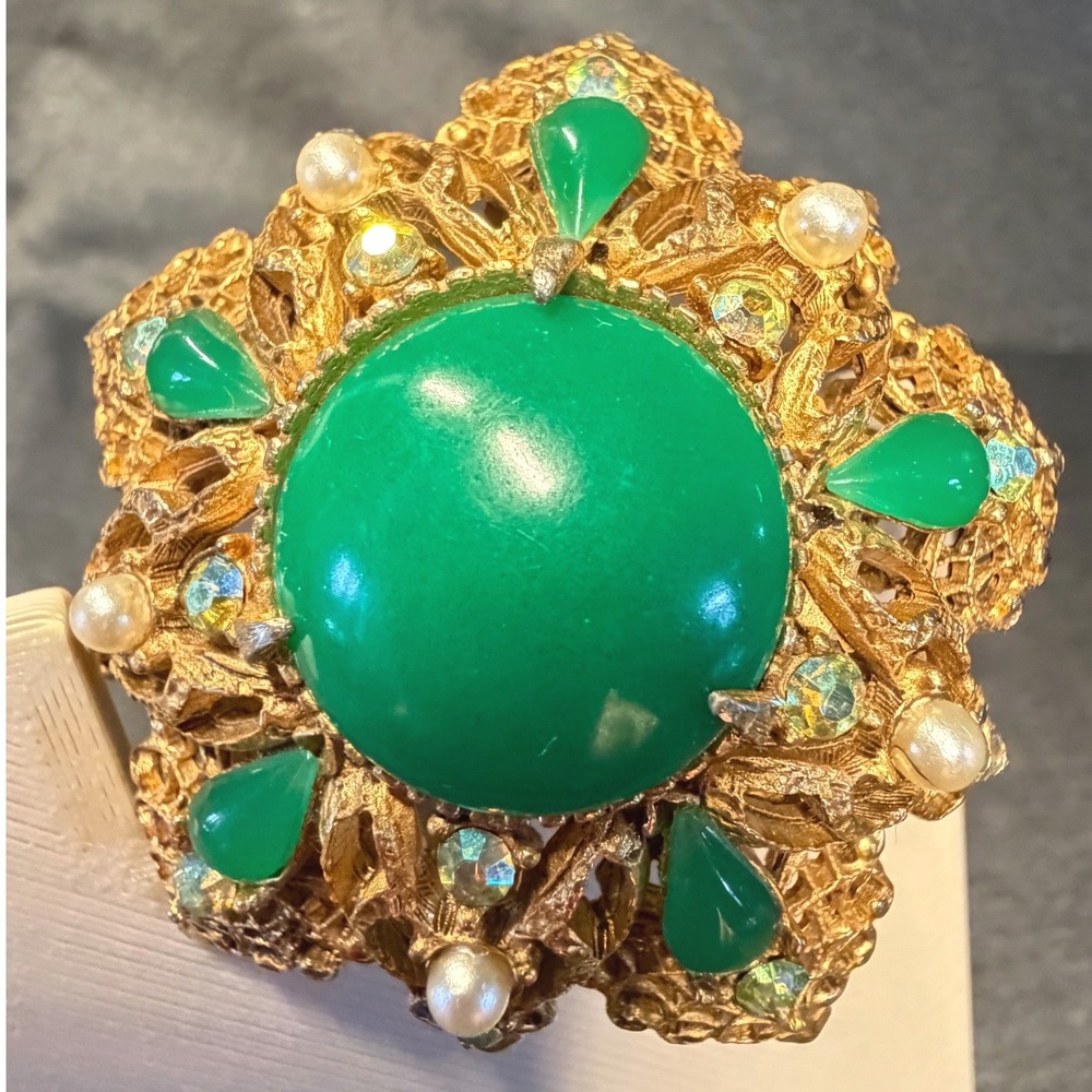 Florenza Brooch Pendant Gold Tone Green Cabochon AB Rhinestone Vintage 2.25in